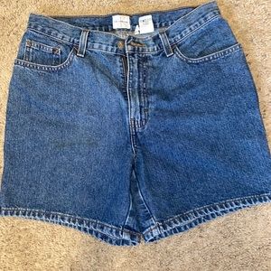 Vintage mom Calvin Klein shorts